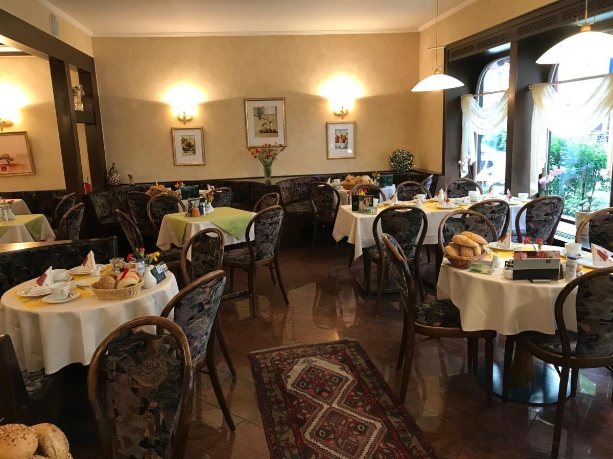 Hotel Garni Maass 布劳巴赫 外观 照片