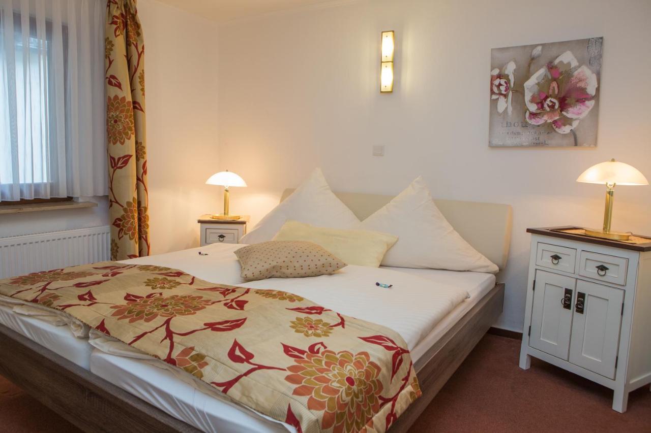 Hotel Garni Maass 布劳巴赫 外观 照片